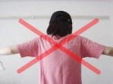 サイドレイズ 肩に力が入った悪い例