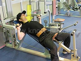 インクラインベンチプレス ステップ2 写真
