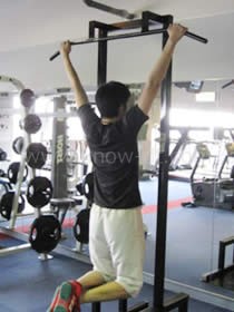 チニング(懸垂) ステップ1 写真